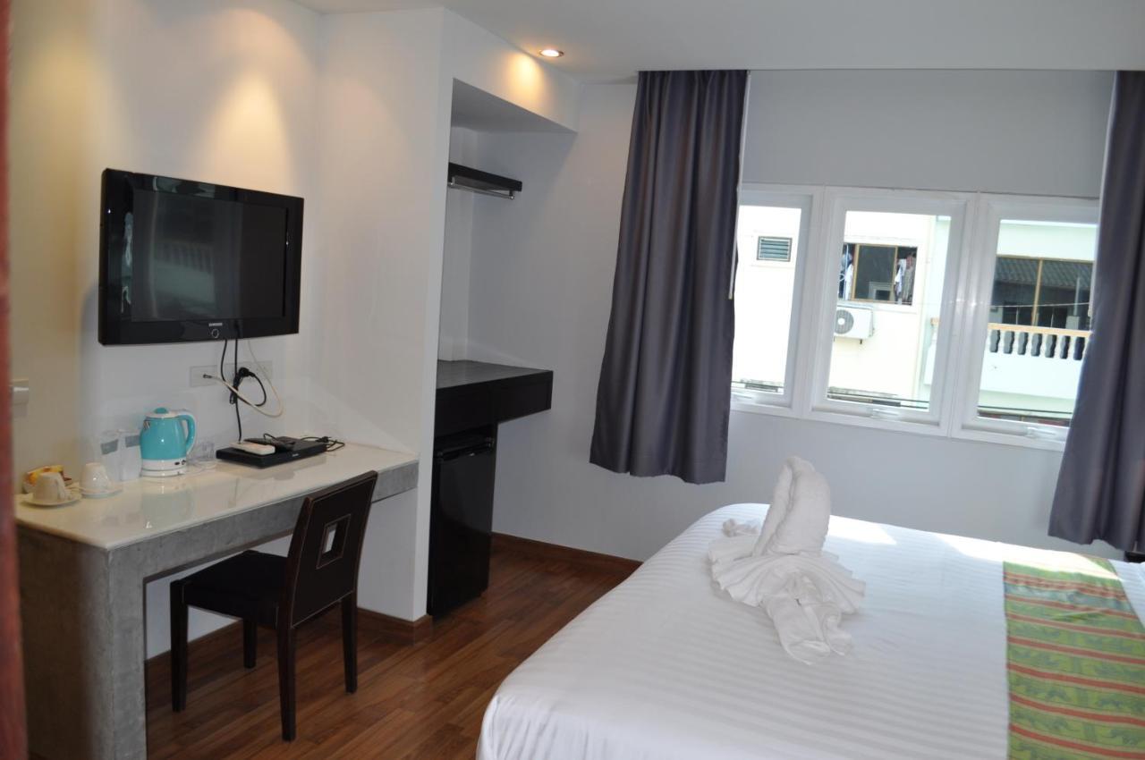Saladee Gallery Residence Phuket ภายนอก รูปภาพ