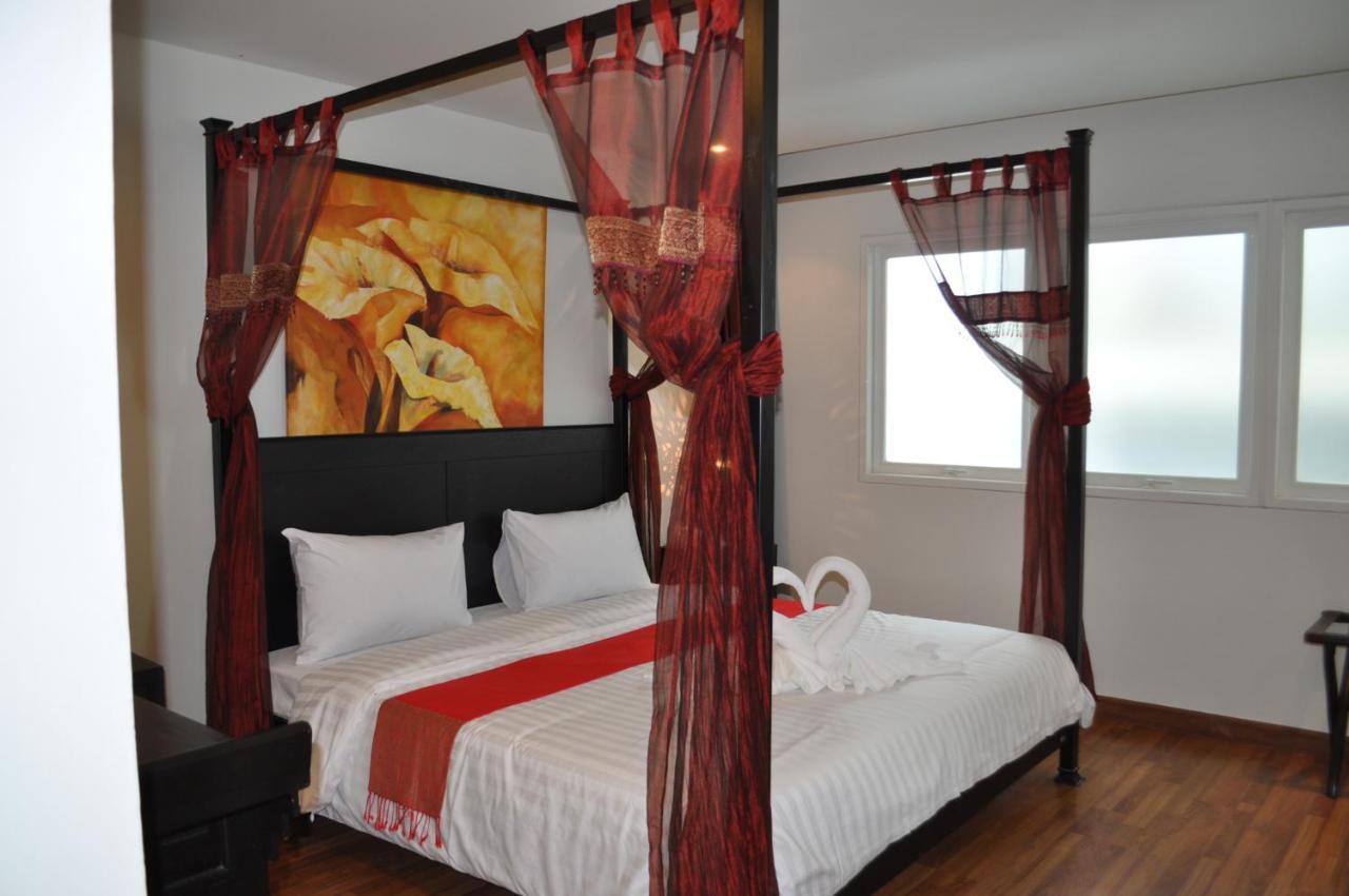 Saladee Gallery Residence Phuket ภายนอก รูปภาพ