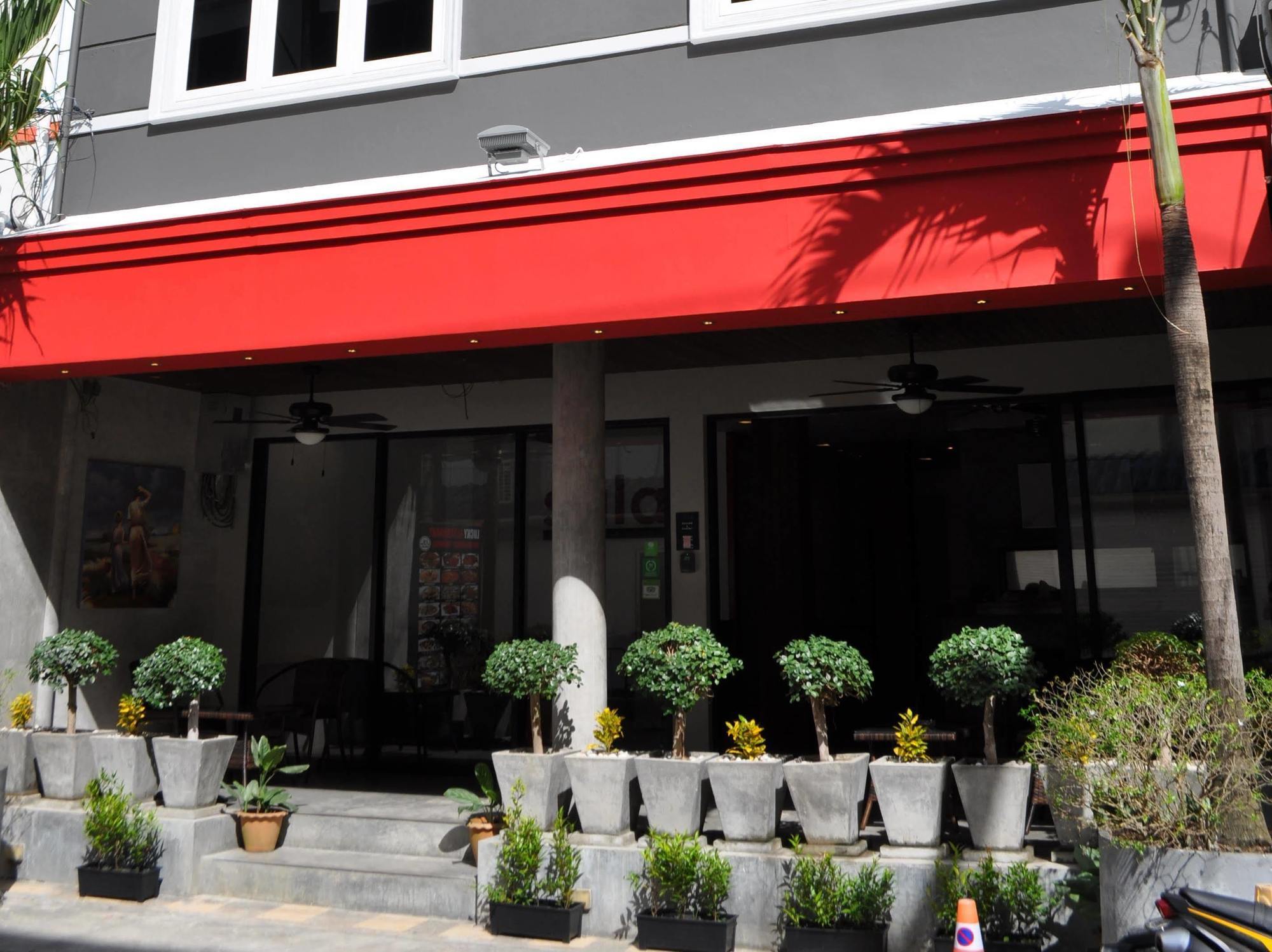 Saladee Gallery Residence Phuket ภายนอก รูปภาพ